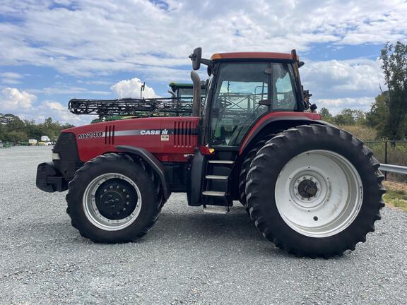 Image of Case IH MX240 equipment image 2