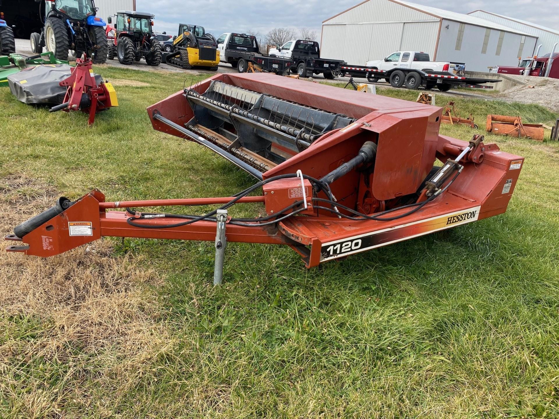 2002 Hesston 1120 Equipment Image0