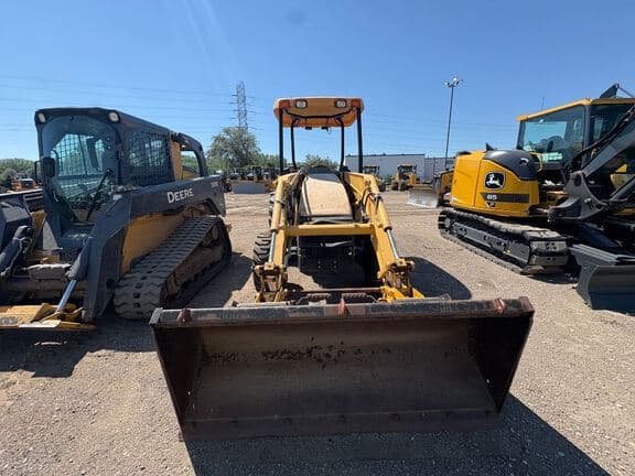Image of John Deere 110A equipment image 3