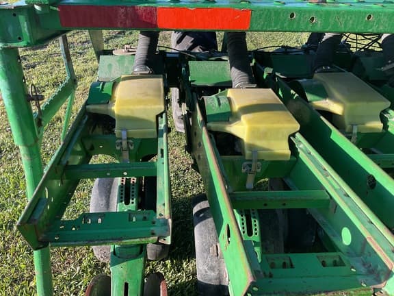 Image of John Deere 1535 equipment image 4