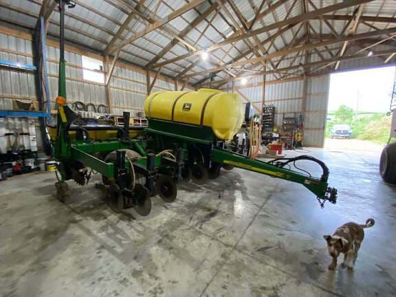 Image of John Deere 1780 Primary image