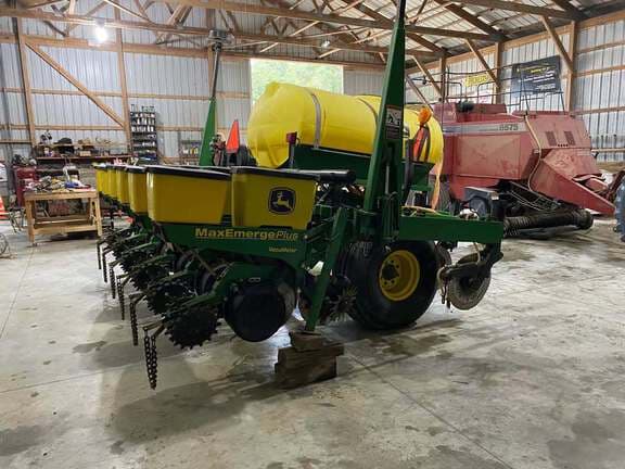 Image of John Deere 1780 equipment image 1