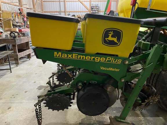Image of John Deere 1780 equipment image 4