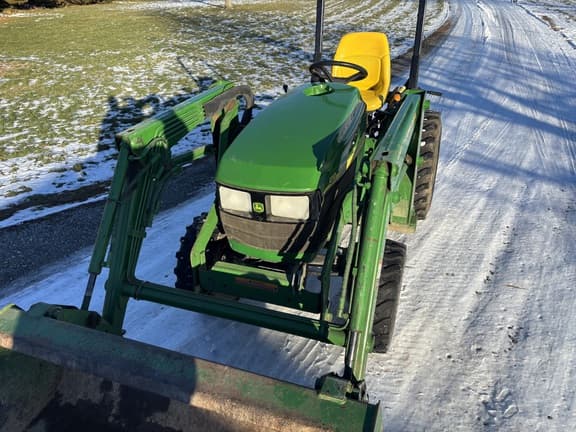 Image of John Deere 4110 equipment image 1