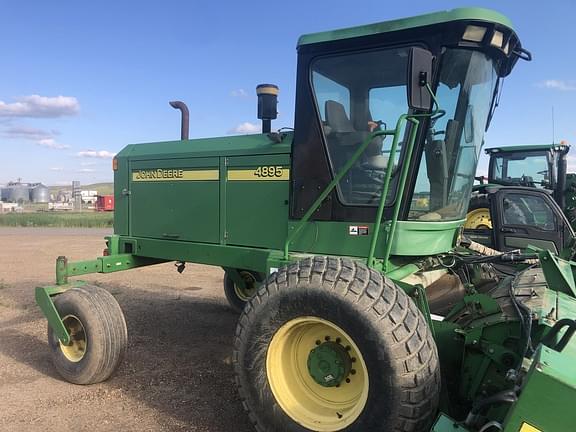 Image of John Deere 4895 equipment image 4