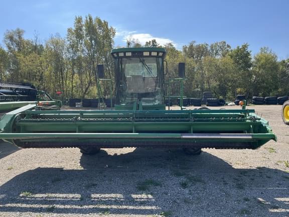 Image of John Deere 4895 equipment image 1
