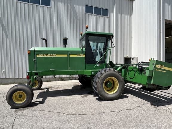 Image of John Deere 4895 equipment image 1
