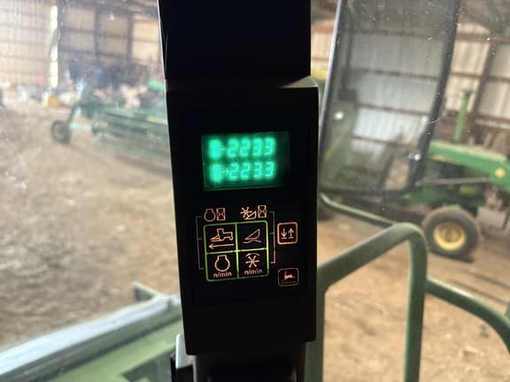 Image of John Deere 4990 equipment image 3