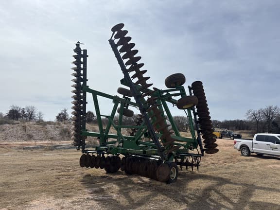 Image of John Deere 637 equipment image 4