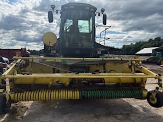 Image of John Deere 6850 equipment image 2