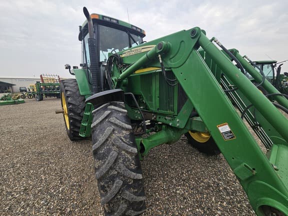 Image of John Deere 7810 equipment image 4