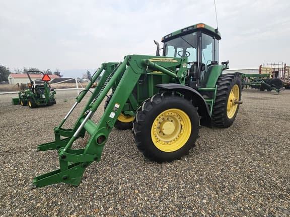 Image of John Deere 7810 Primary image
