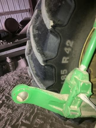 Image of John Deere 8120 equipment image 3