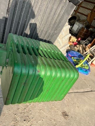 Image of John Deere 8320 equipment image 4