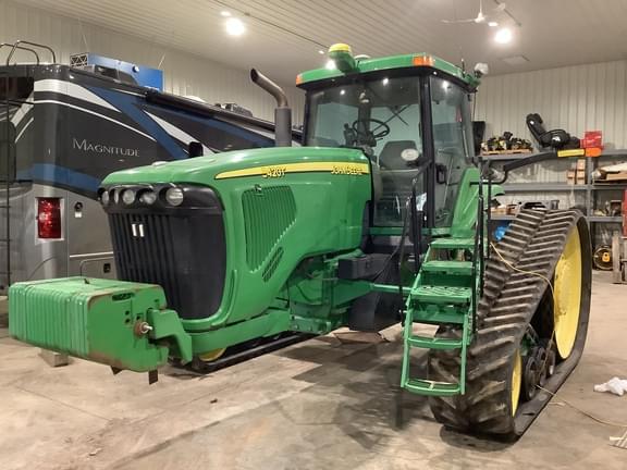 Image of John Deere 8420T equipment image 2