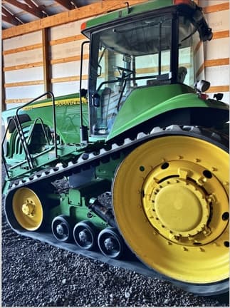 Image of John Deere 8420T equipment image 1