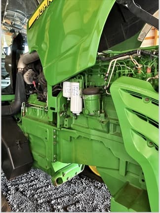 Image of John Deere 8420T equipment image 4