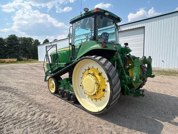 Image of John Deere 8420T equipment image 2