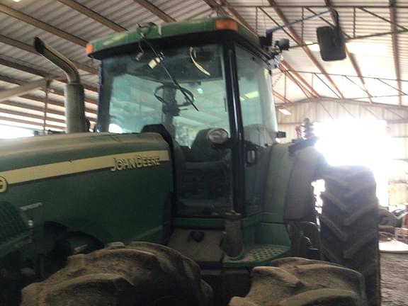 Image of John Deere 8520 equipment image 3