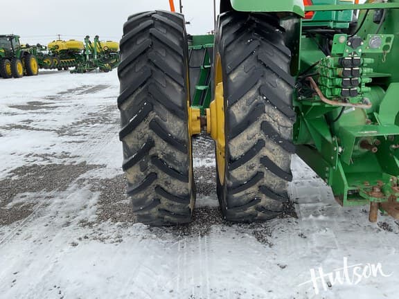 Image of John Deere 9220 equipment image 3