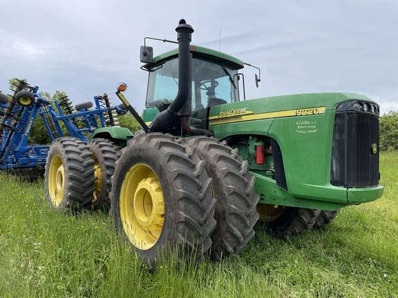 2002 John Deere 9220 Equipment Image0