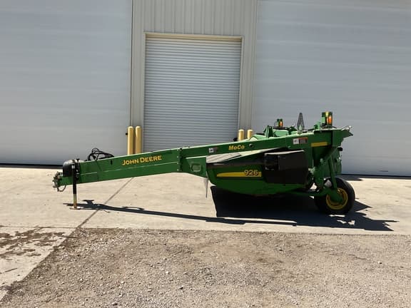 Image of John Deere 926 equipment image 1