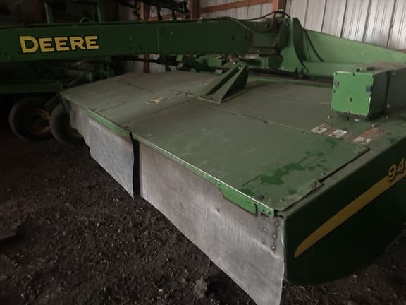 Image of John Deere 946 equipment image 4