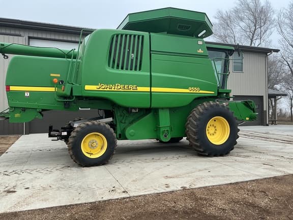 Image of John Deere 9550 equipment image 3