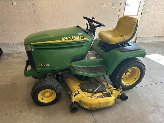 2002 John Deere GX335 Equipment Image0