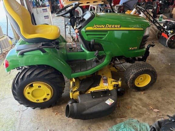 Image of John Deere X475 equipment image 2