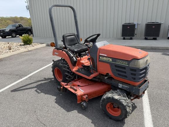 Image of Kubota BX2200D equipment image 4