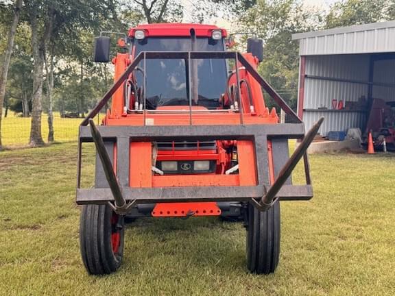Image of Kubota M9000 equipment image 3