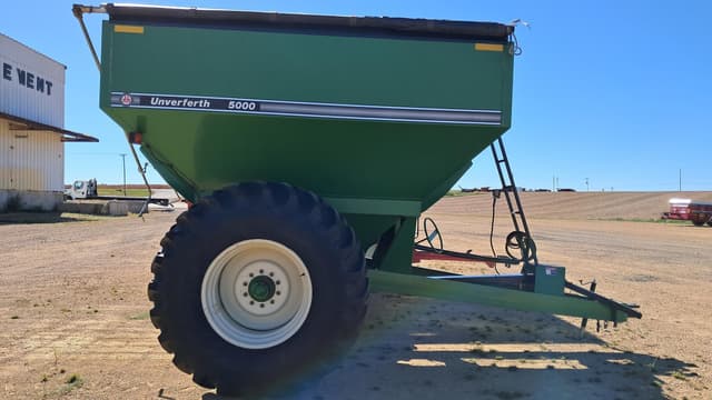 Image of Unverferth 5000 equipment image 3