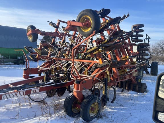 Image of Bourgault 5710 Primary image