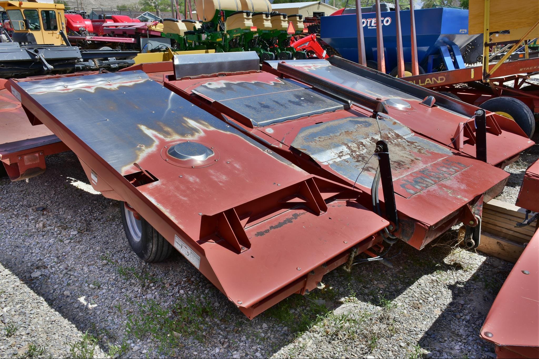 2003 Hesston 4925 Equipment Image0