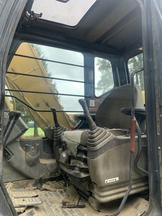 Image of John Deere 120C equipment image 2