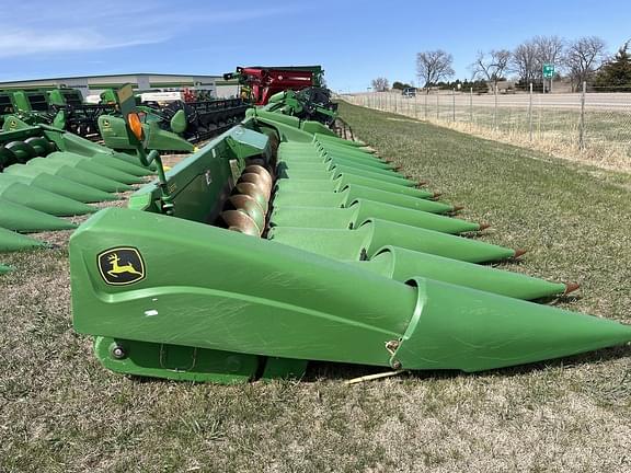 Image of John Deere 1293 equipment image 1