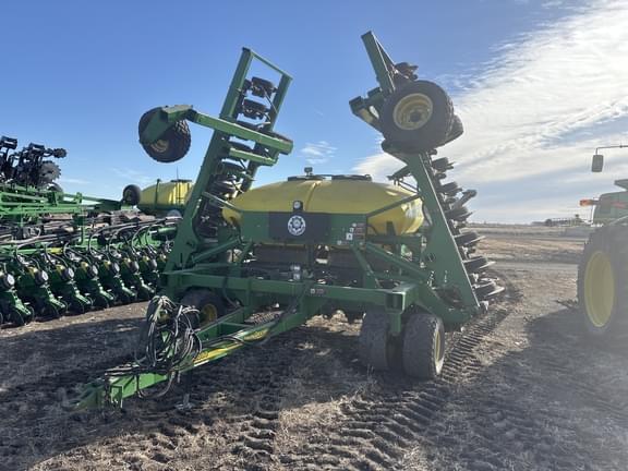 Image of John Deere 1690 Primary image