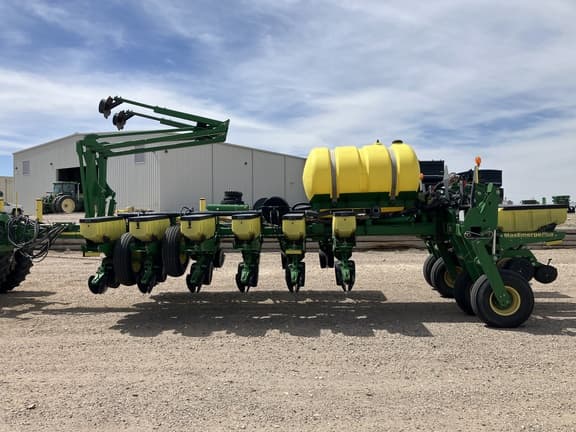 Image of John Deere 1770 Primary image