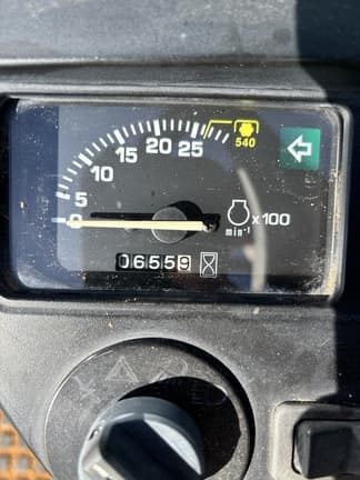 Image of John Deere 4110 equipment image 3