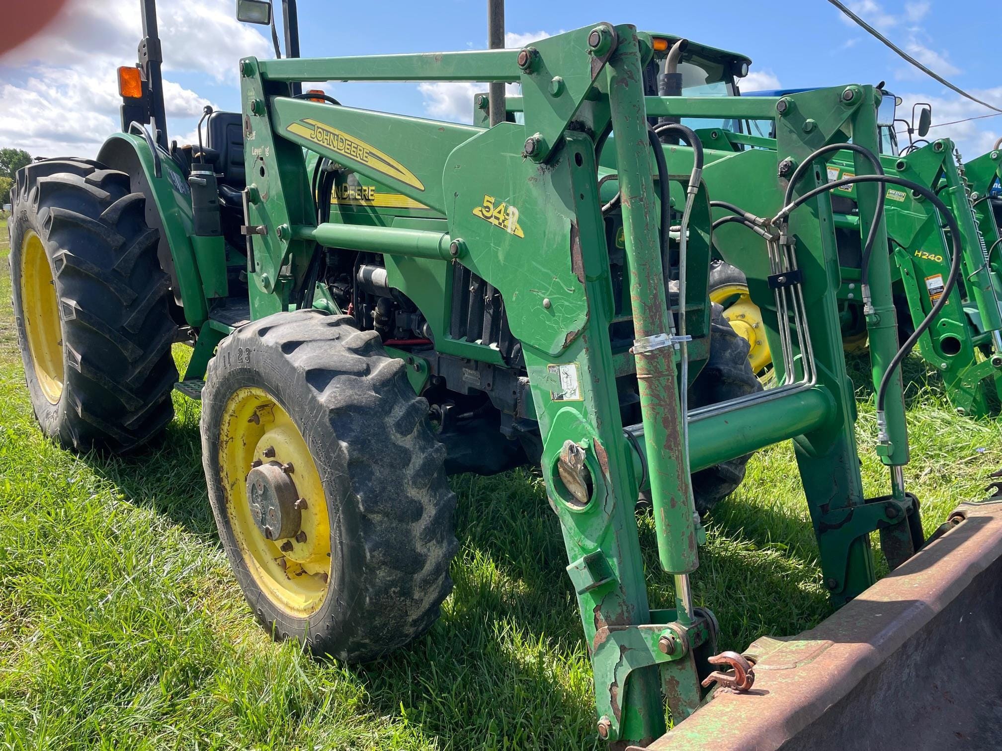 2003 John Deere 5420 Equipment Image0