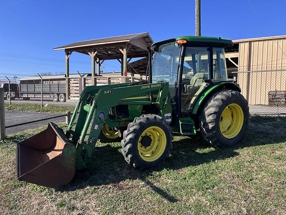 Image of John Deere 5420 equipment image 1