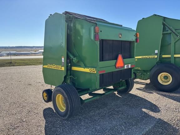 Image of John Deere 557 equipment image 4