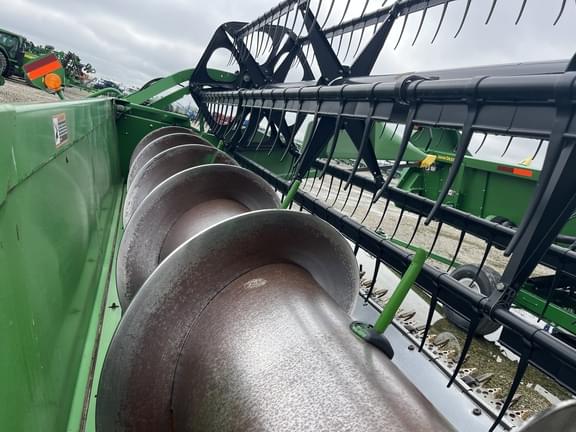Image of John Deere 630F equipment image 4