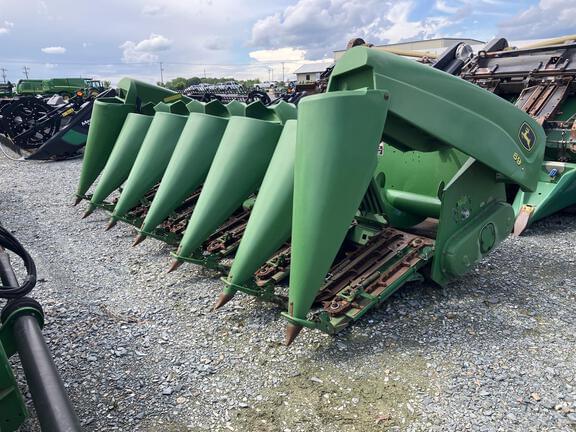 Image of John Deere 693 equipment image 1