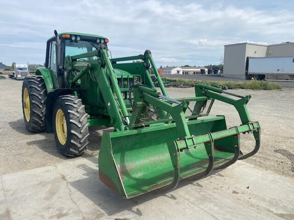 Image of John Deere 7220 Primary image
