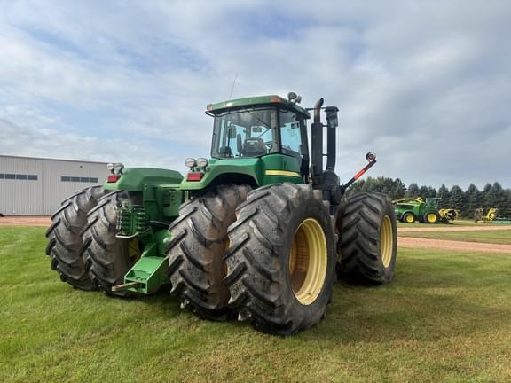 Image of John Deere 9320 equipment image 3
