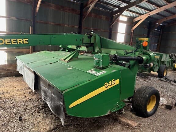Image of John Deere 946 Primary image