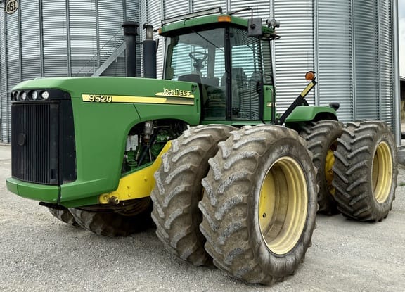 2003 John Deere 9520 Equipment Image0