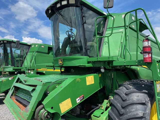 Image of John Deere 9550 equipment image 2